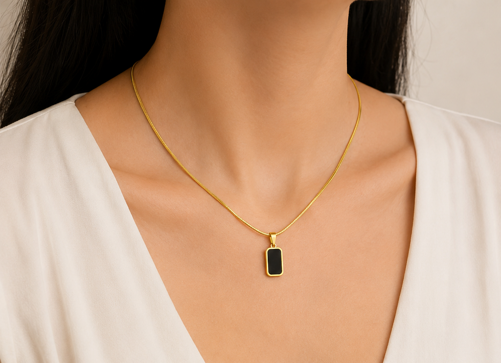 Anti Tarnish Black Pendant Necklaces for Women and girls