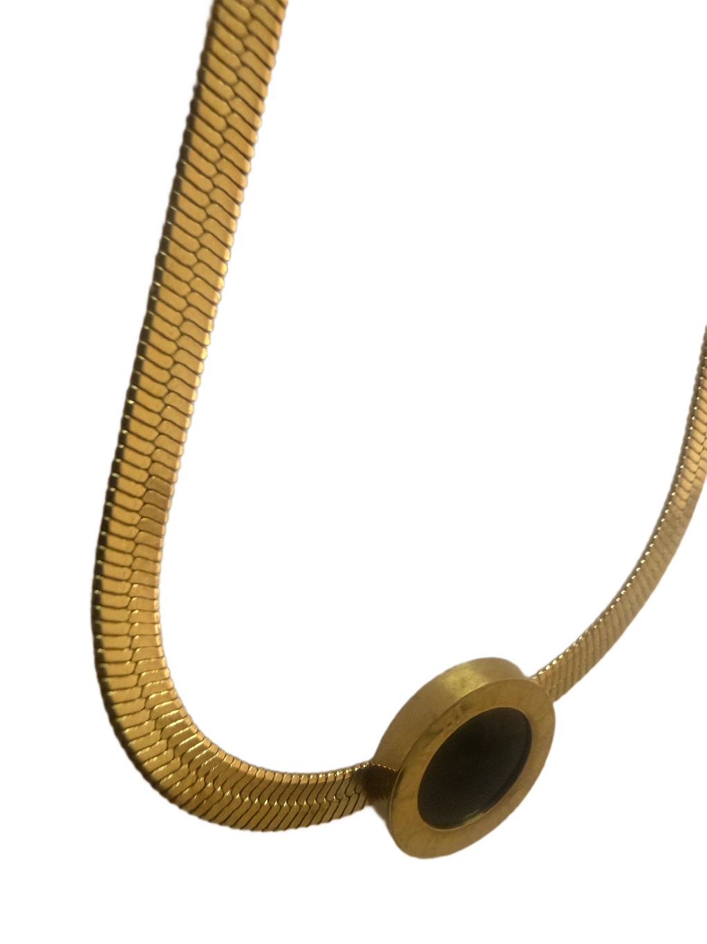 Snack Chain Round Pendant
